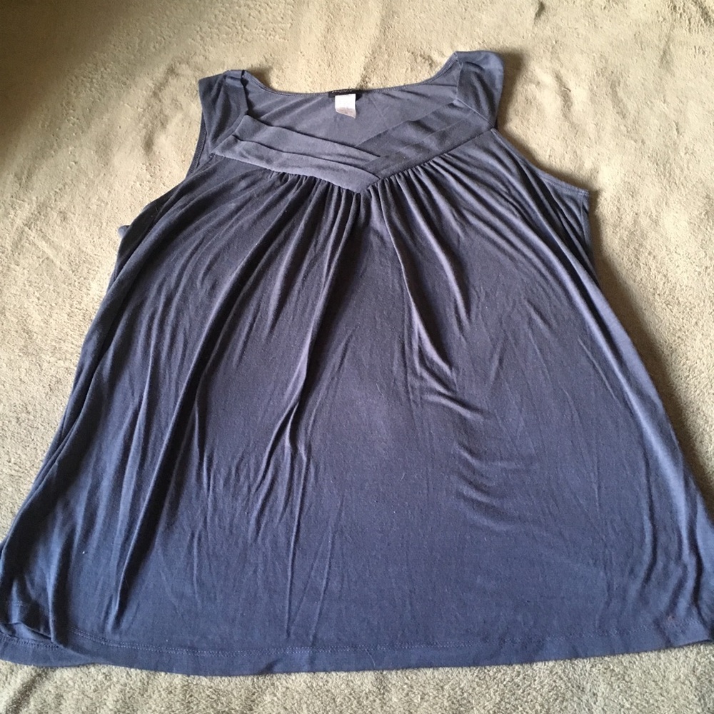 Sleeveless top.